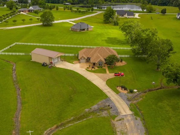 217 Chapel Hill Rd, Starkville, MS 39759