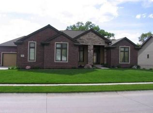 268 S 199th St, Elkhorn, NE 68022