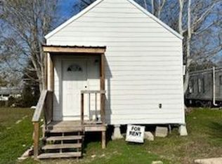 909 E Saint Victor St, Abbeville, LA 70510