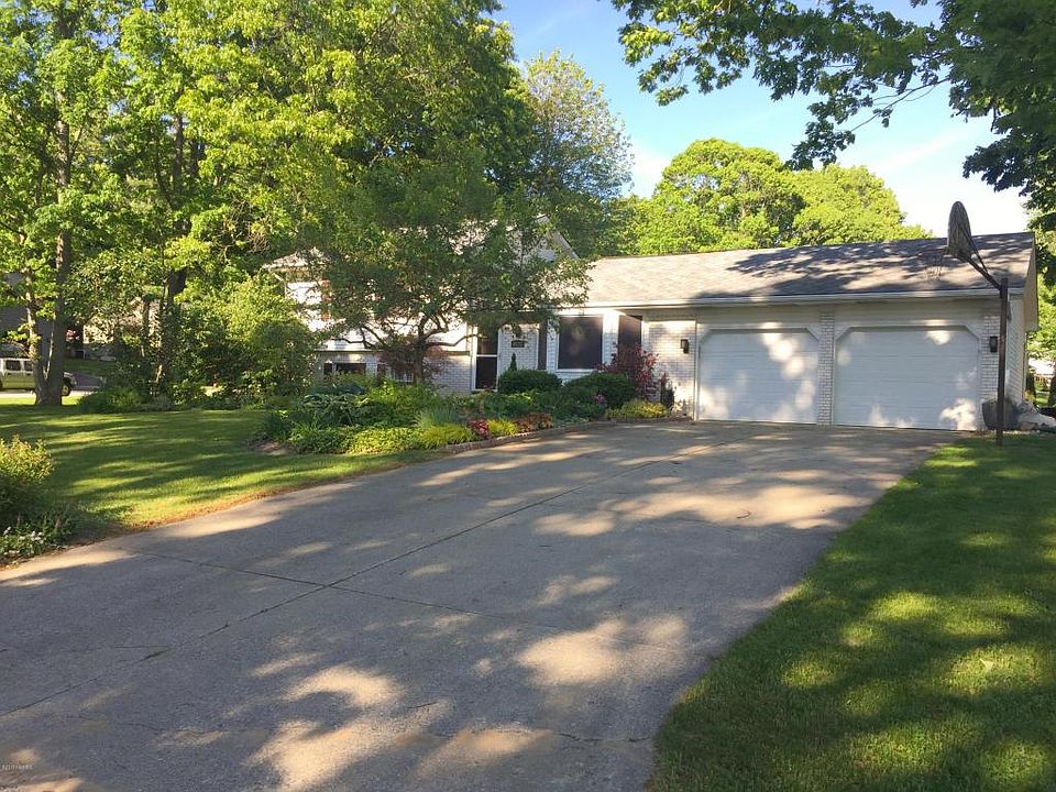 1st image of 6222 George Ann Ct NE
