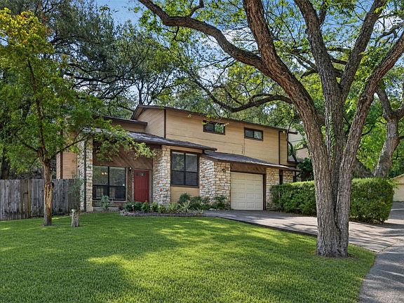 5th image of 4507 Smooth Oak Dr