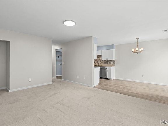 4th image of 26 Rabbit Trail Dr