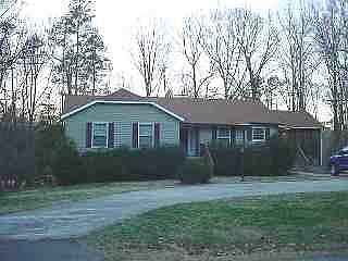 1st image of 121 Maple Wood Ln
