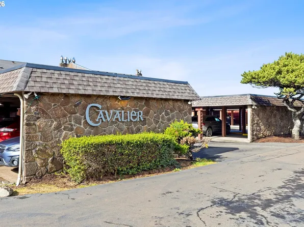 325 NW Lancer St #39, Lincoln City, OR 97367