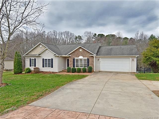 1st image of 146 Foy Ln