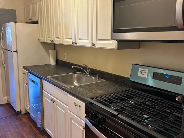 1209 30th St SE, Washington, DC 20019