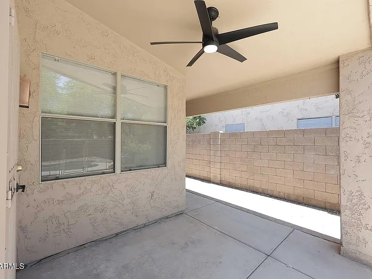 4517 E Melinda Ln — Photo 34