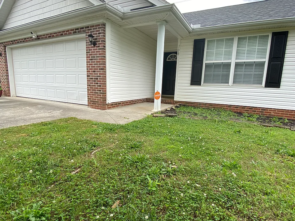 108 Glen Arbor Dr