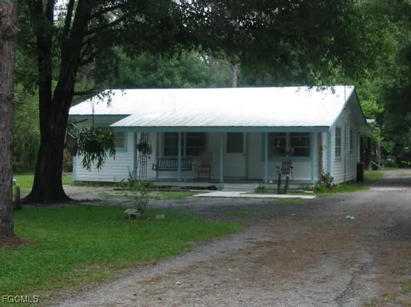 11631 Deal Rd, North Fort Myers, FL 33917