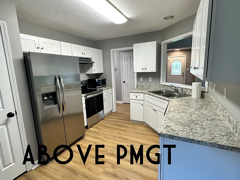135 Cherrywood Rd — Photo 5