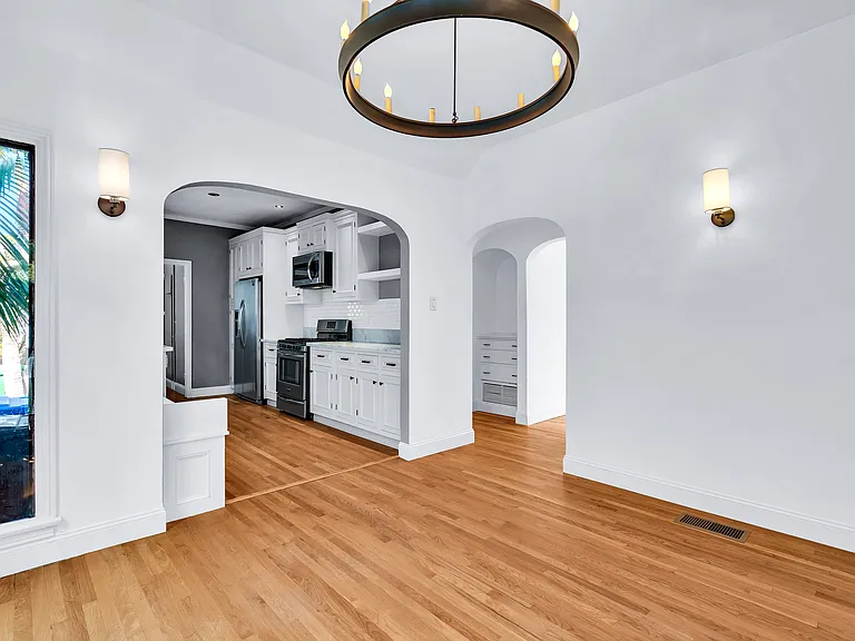 1275 S Cloverdale Ave #1 — Photo 14