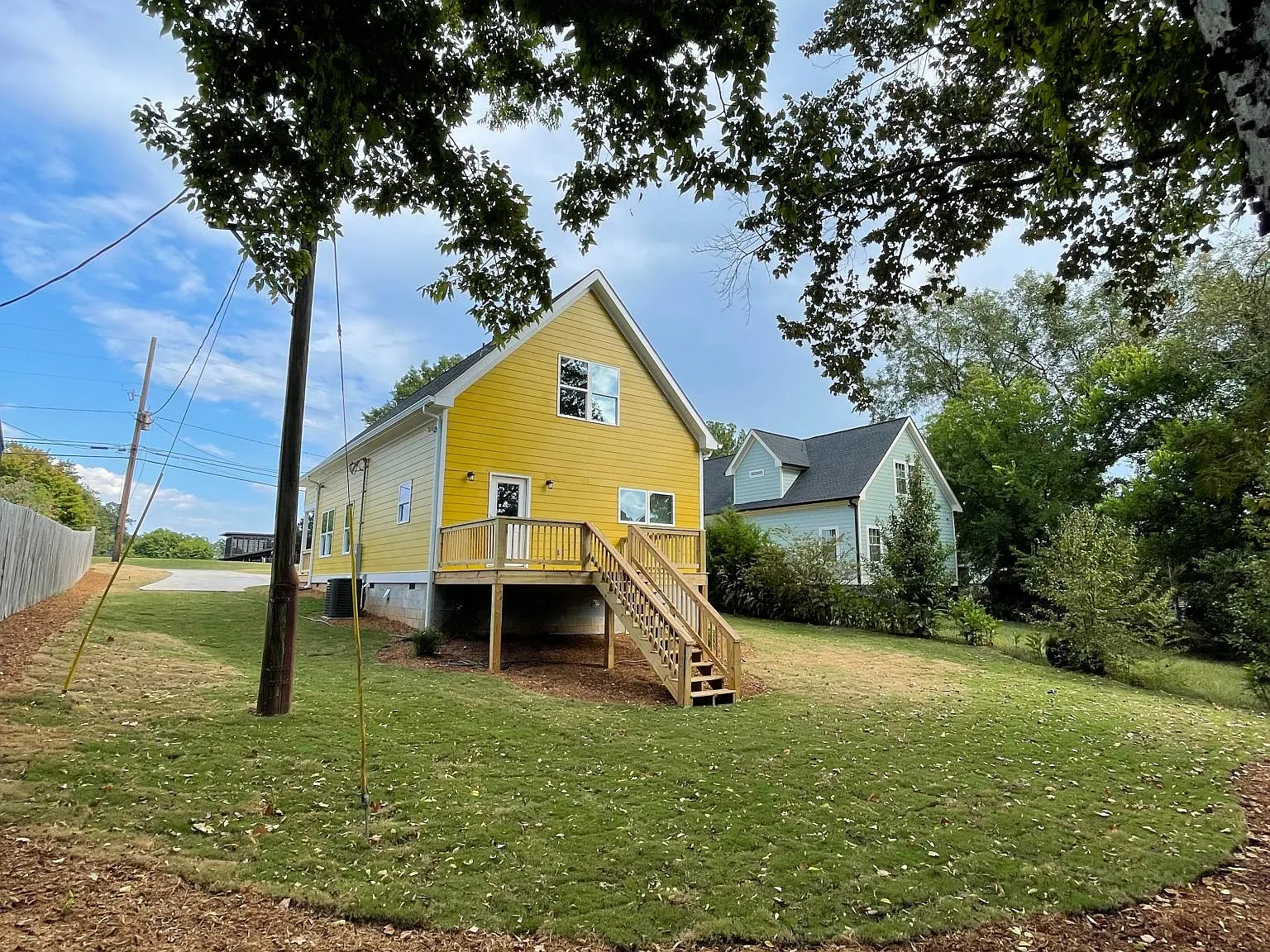 210 Evans St — Photo 3