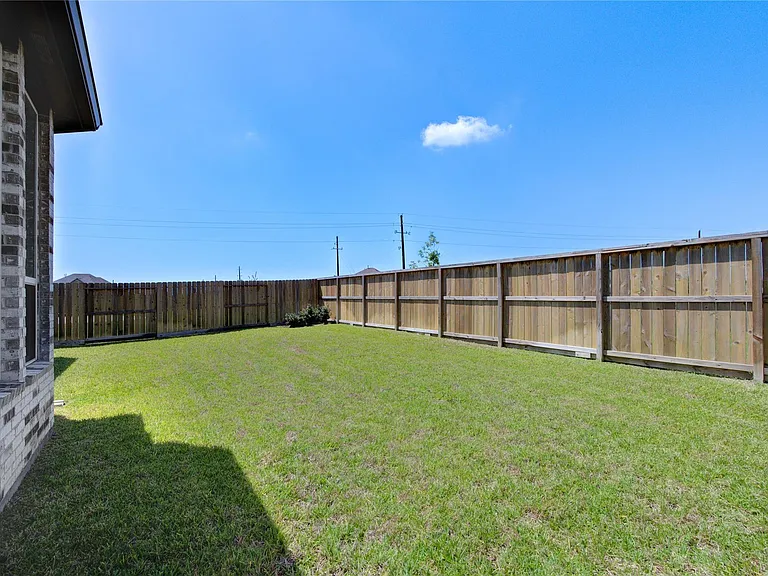 20807 Shawbrook Dr — Photo 47
