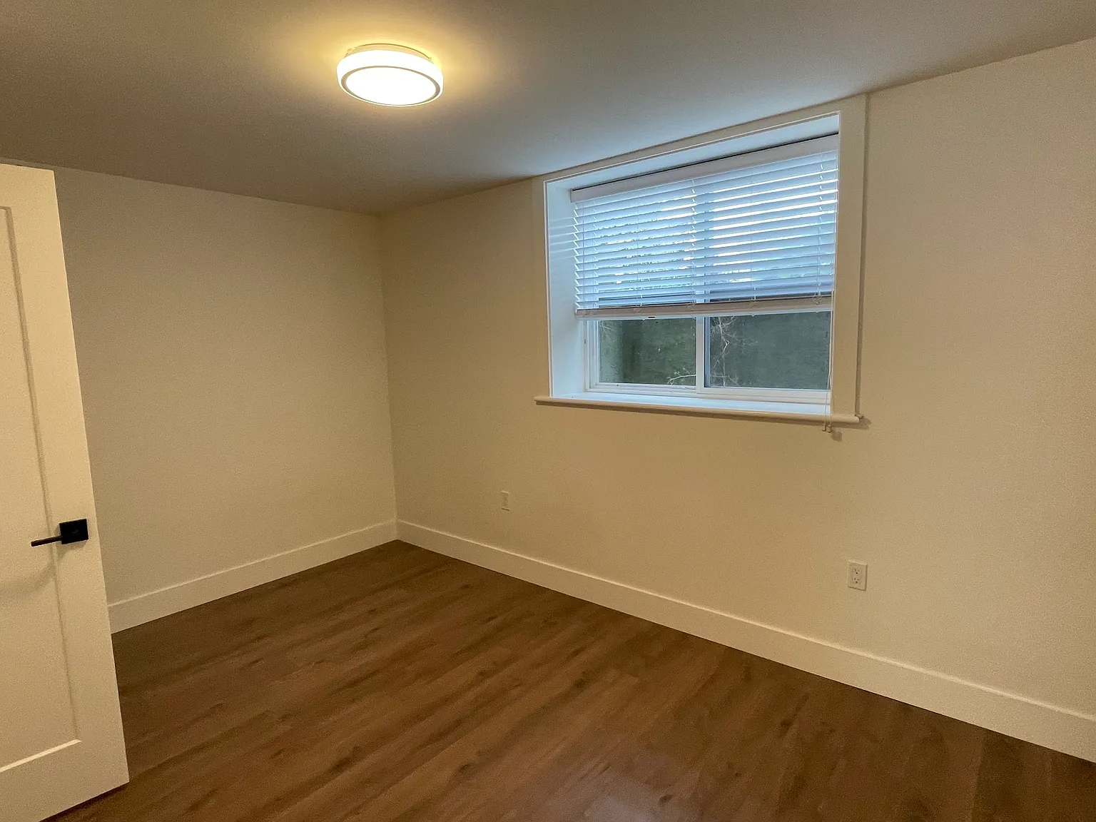 2 bed, 800 sqft, $2,600 — Photo 4