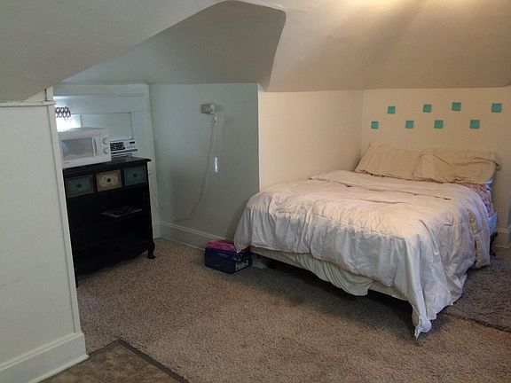 Living room area with more space.