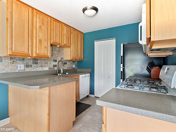 3rd image of 617 N Deer Run Dr #0