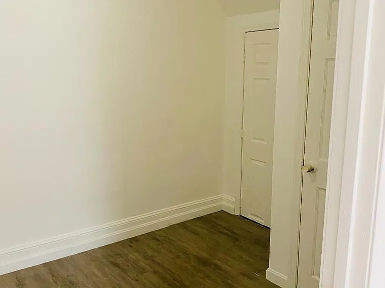 Unit Photo