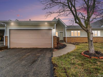 35050 Hillside Dr, Farmington, MI, 48335