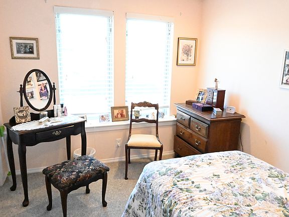 5th image of 6246 NE Eagle Harbor Dr #A