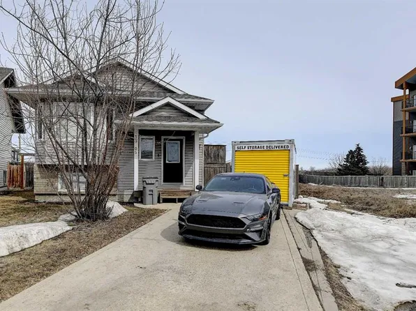 13105 S 93rd St, Grande Prairie, AB T8X 1S5