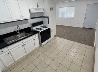 (Undisclosed Address), Bellflower, CA 90706
