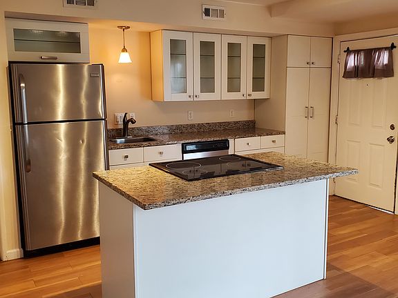 4th image of 2500 Warsaw Ave APT 11