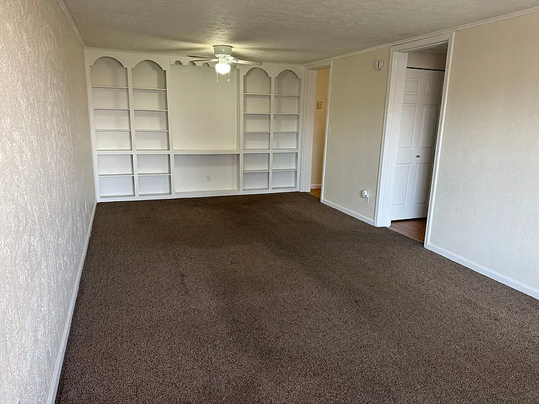 Greenleaf Apartments — Photo 5