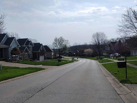 4th image of 1301 Crosstimbers Dr