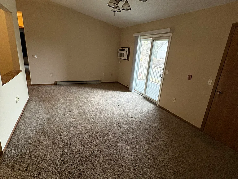2208 Hanley Rd #6 — Photo 8