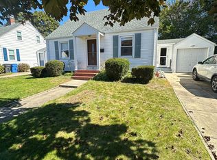 70 Community Dr, Cranston, RI 02905