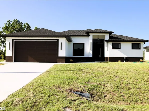 1214 Delores St E, Lehigh Acres, FL 33974
