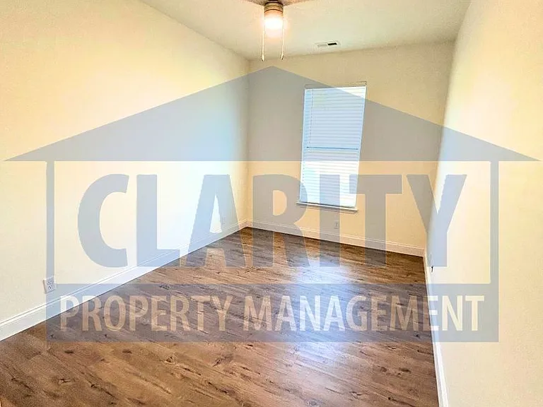 187 Lindsell Rd — Photo 14
