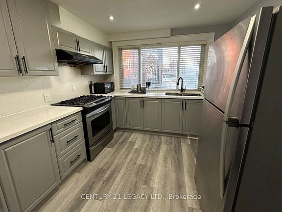 4th image of 398 Albion Rd