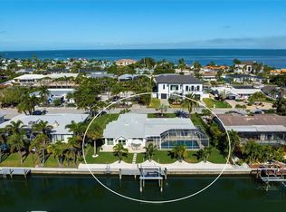 616 Foxworth Ln, Holmes Beach, FL 34217