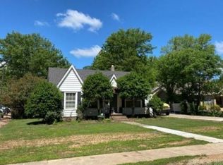 823 Donaghey Ave, Conway, AR 72034