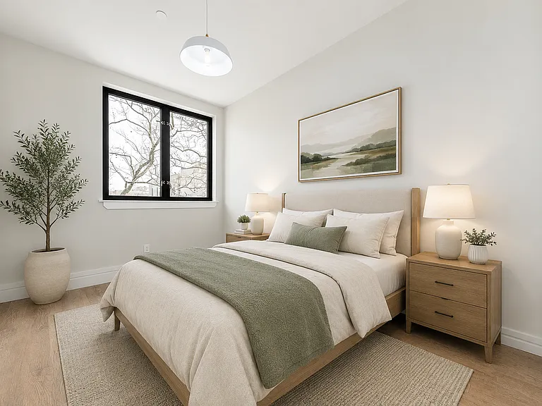 126 E 54th St #3B — Photo 2