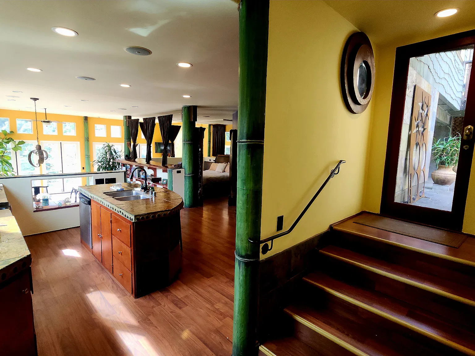 1 bed, 1400 sqft, $3,000 — Photo 4