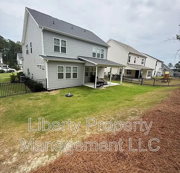 144 Kensington Dr — Photo 30