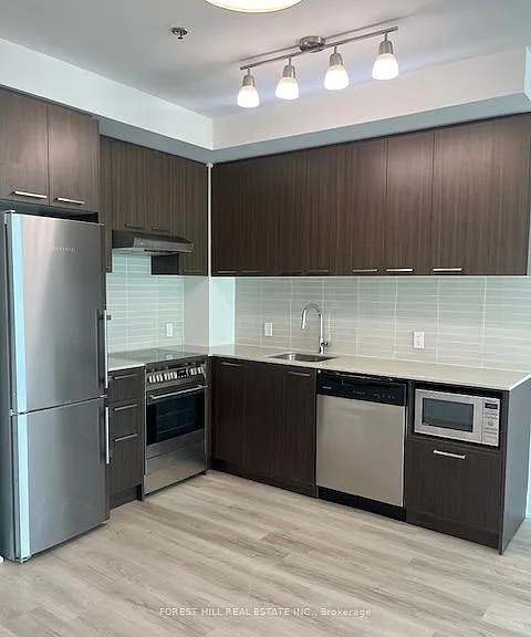 310 Tweedsmuir Ave #703 — Photo 7