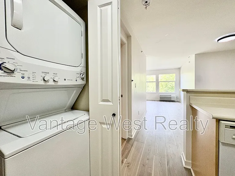 555 Yates Rd #410 — Photo 26
