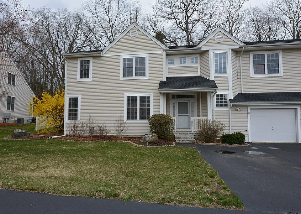 24 Ptarmigan Dr #24