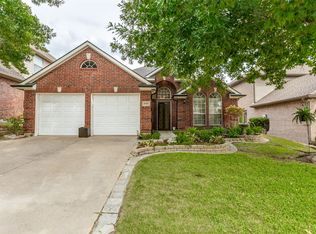 2005 Club View Cir, Corinth, TX 76210