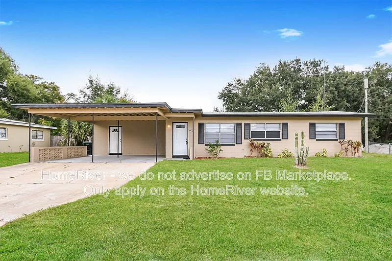 Building Photo - 4901 Hernandes Dr
