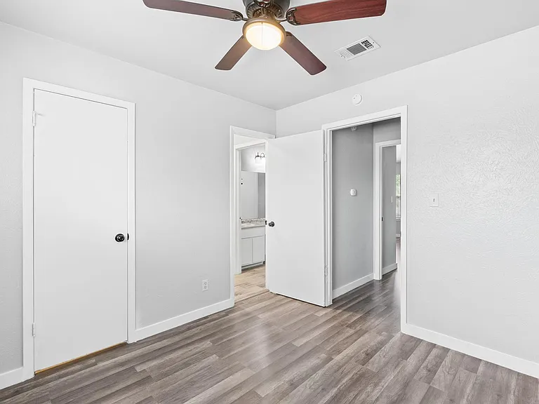 7505 Saint Amant Pl #A — Photo 26