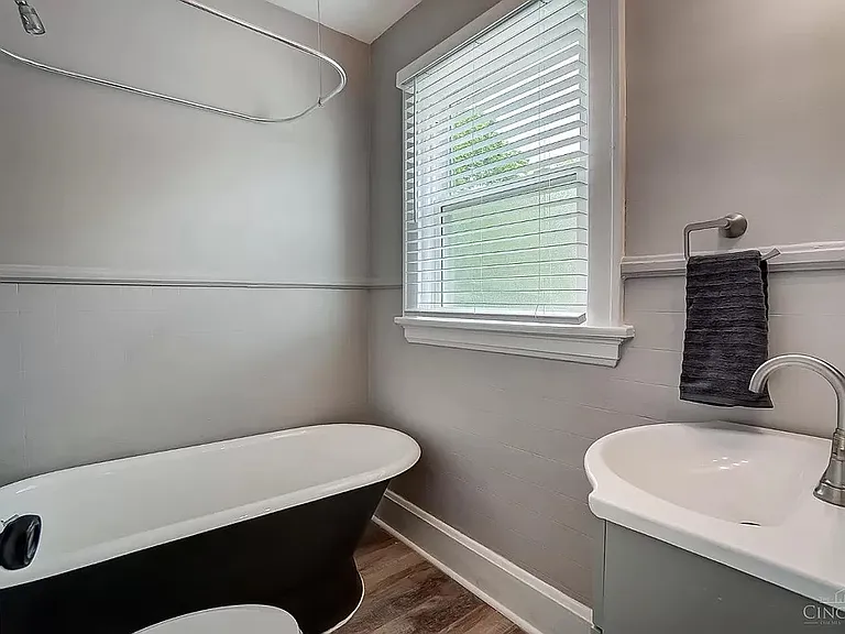 3479 Evanston Ave — Photo 18