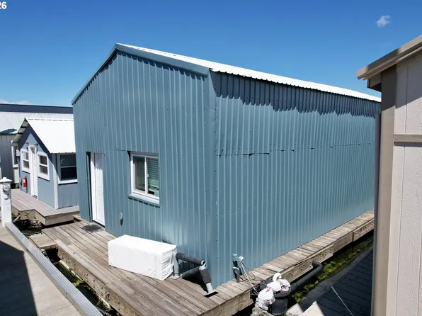 101 N Boat Basin Rd #A-8, The Dalles, OR 97058