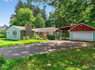 190 Miller Rd, Castleton, NY 12033
