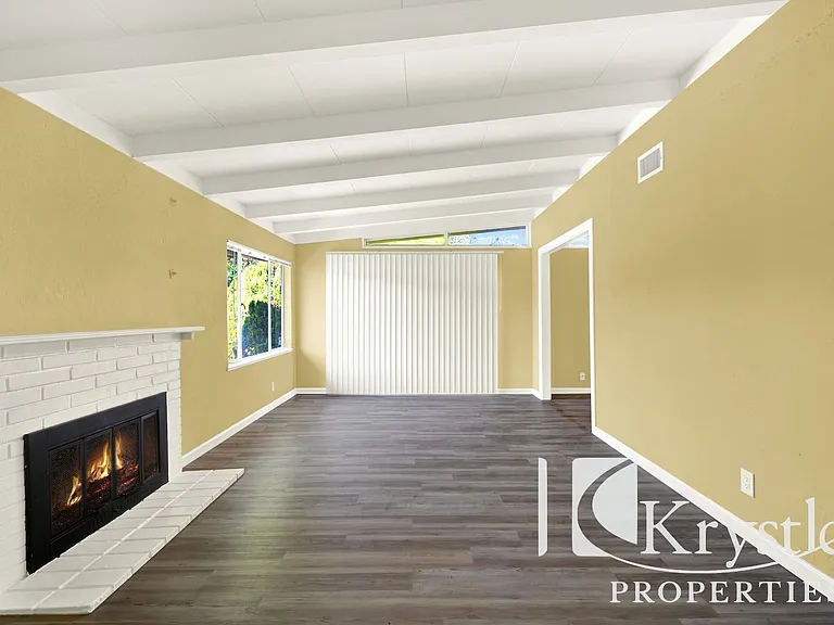 1114 Coronel Ave — Photo 5