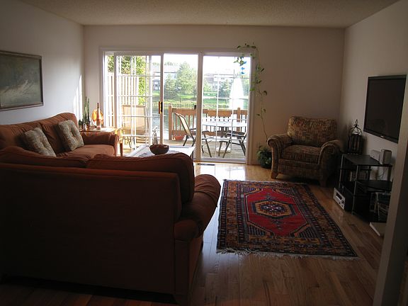 4th image of 5472 Baneberry Ave