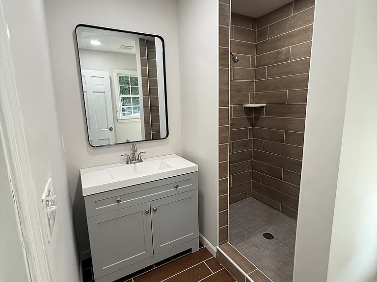 5655 Lake Forrest Dr NW — Photo 8